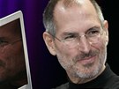 Steve Jobs s novým ultratenkým MacBook Air