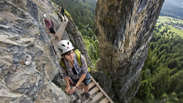 PINUT. Nejstarí via ferrata ve výcarsku byla otevena v roce 1907 a rozsáhlou