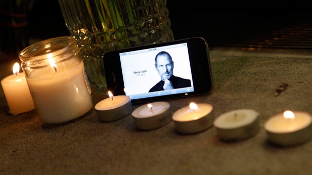 Ve spole�nosti Apple zbyla po Stevovi díra. Povede si ji zaplnit?