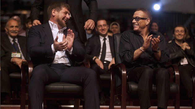 Kadyrov s akním hercem Jeanem-Claudem Van Dammem.