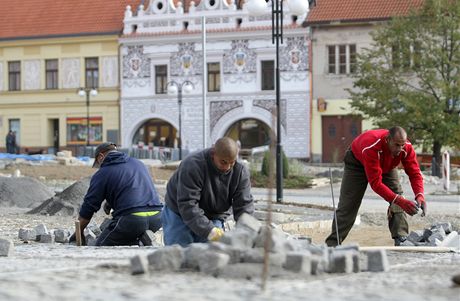 Rozsáhlá oprava námstí v Bechyni na Táborsku se chýlí ke konci. Kladívka