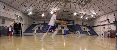 Basketbalistky Kary Trutnov pi tréninku v popradské hale.