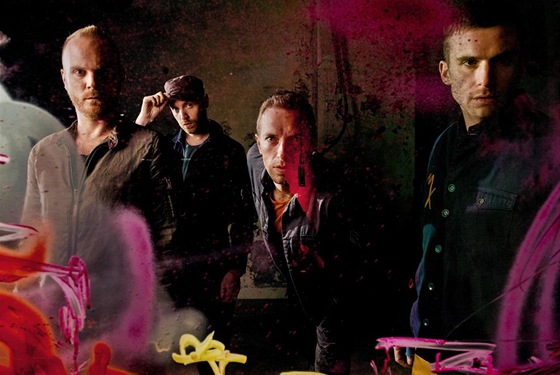 Coldplay na fotografiích k novému albu Mylo Xyloto