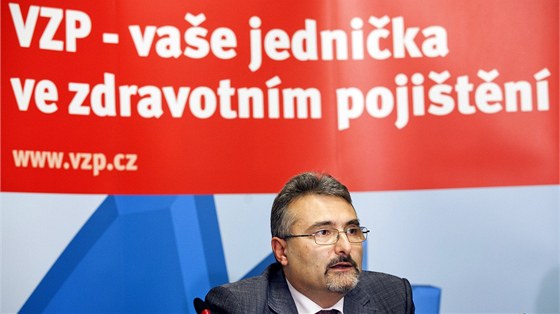 editel VZP Pavel Horák na tiskové konferenci v Praze (10. íjna 2011)