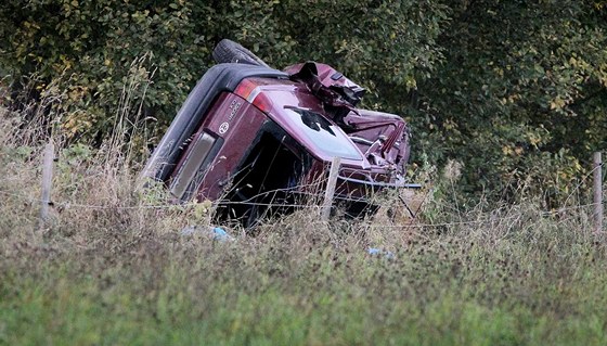 Tragická nehoda u Bezovíku na silnici mezi Chvalinami a Prachaticemi na