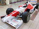 Toyota TF 102 byl vz, se kterým se tým Toyota zúastnil MS F1 v roce 2002.
