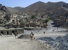 Vesnice v údolí Dobandi v afghánském okrese Chui
