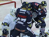 N�TLAKOV�. Libereck� �to�n� styl v extraligov�m z�pase na Kladno platil,