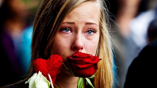 3. cena Aktualita: David Neff. Norské slzy, Norsko po masakru masového vraha Breivika, červenec 2011 (série)