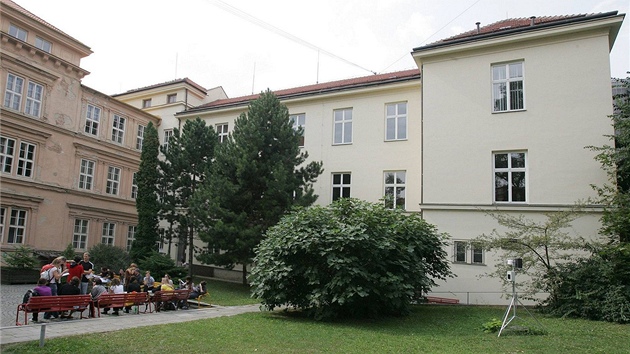 Budova B Filozofické fakulty Masarykovy univerzity je v havarijním stavu