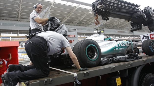 Monopost Nika Rosberga opoutl djit druhého tréninku Velké ceny Koreje na