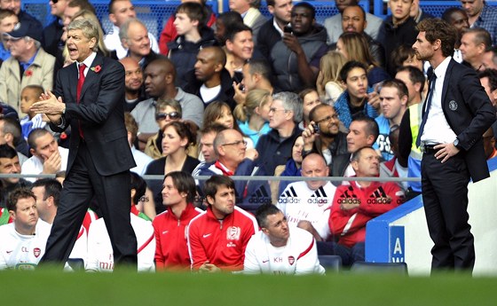 DVA ELEGÁNI. André Villas-Boas, kou Chelsea (vpravo), a Arséne Wenger, manaer
