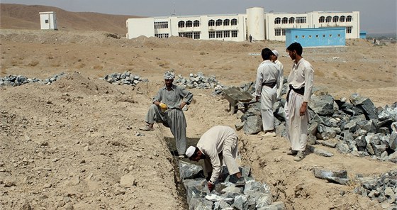 V hlavním mst afghánské provincie Lógar vzniká nové velaské centrum.