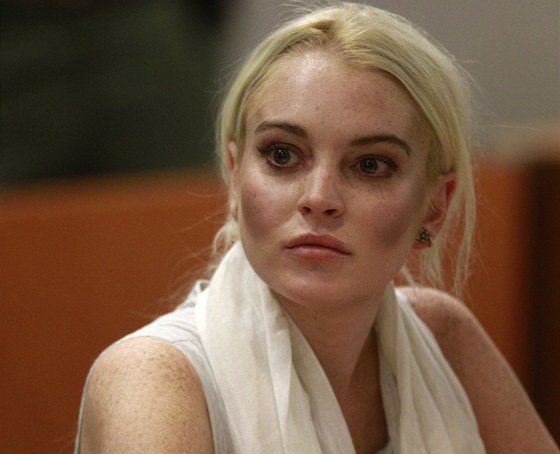 Lindsay Lohanová u soudu (19. íjen 2011)