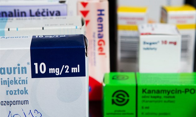 Léky na cukrovku či ředění krve od praktika? Ministerstvo chce změnit podmínky