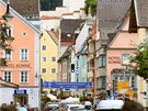 Zámek Neuschwanstein v Nmecku se tyí poblí malebného msteka Füssen