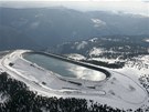 Zimní letecký snímek horní nádre peerpávací vodní elektrárny Dlouhé strán