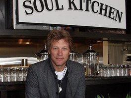 Zpvk Jon Bon Jovi otevel restauraci Soul Kitchen.