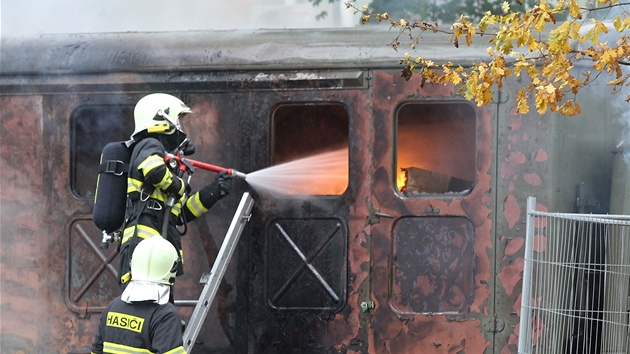 Hasiči likvidovali požár na Mezinárodním festivalu dokumentárních filmů v Jihlavě. Oheň se rozhořel v parku za kinem Dukla.