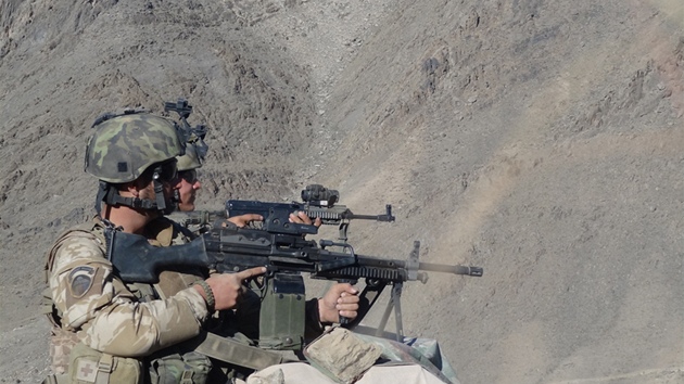 �e�tí vojáci b�hem operace Desert Serpent v okrese Baraki Barak afghánské...