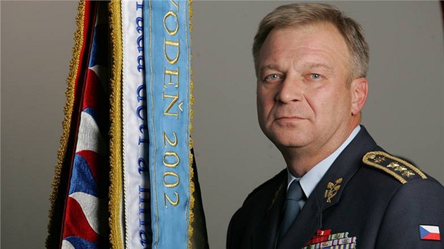 Generálporu�ík Vlastimil Picek, ná�elník Generálního �tábu Armády �R