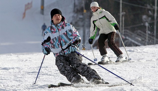 Jesenické skiareály sází na lyžování před otvíračkou či lepší děla i zázemí