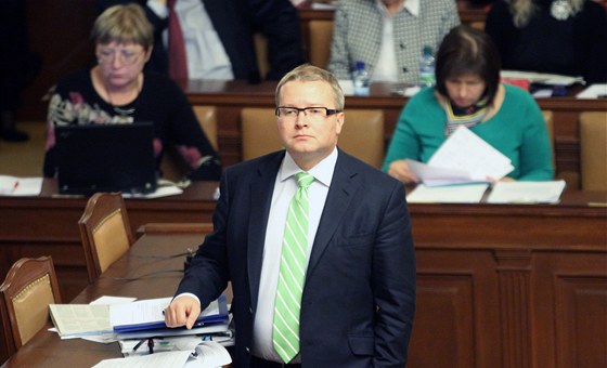 Ministr životního prostředí Tomáš Chalupa během jednání Poslanecké sněmovny (9.