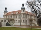 Zrekonstruovaný zámek Krásné Bezno bude slouit jako krajské sídlo památká.
