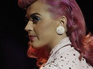 MTV 2011 - zpvaka Katy Perry s cenou za nejlepí ivé vystoupení (Belfast, 6....
