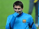 Fotbalový útoník Lionel Messi z Barcelony na tréninku v praském Edenu 