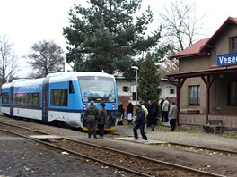 První nový vlak Stadler RS1 Libereckého kraje. Zbývajících 15 motoráků dodá...