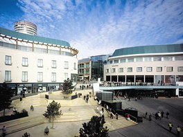 Jedna ze staveb britsk architektonick kancele Benoy, Bullring v