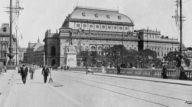 Most krátce po dokončení – reprofoto z publikace Praha moderní i historická ve 250 obrazech, vydané kolem roku 1907.