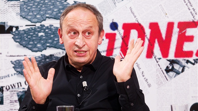 Jan Kraus b�hem rozhovoru s Barborou Tachecí (1. listopadu 2011)