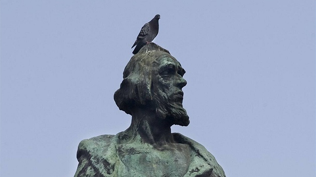 Pomník Jana Husa na Staromstském námstí v Praze