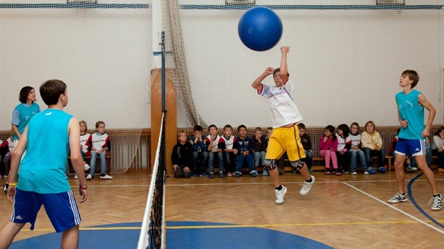 LOҊTÍ VÍT�ZOVÉ. První ro�ník sout�e Talent roku vyhrála Základní �kola Jana