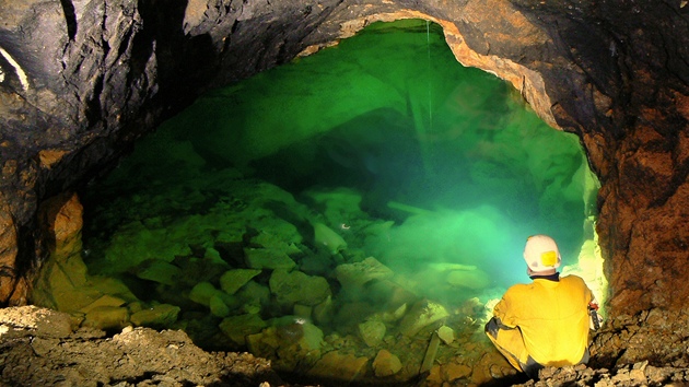 Unikátní stedovký dl Jeroným objevil v roce 1982 speleolog, pírodovdec a