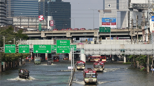 Ulice Bangkoku se promnily v eky 