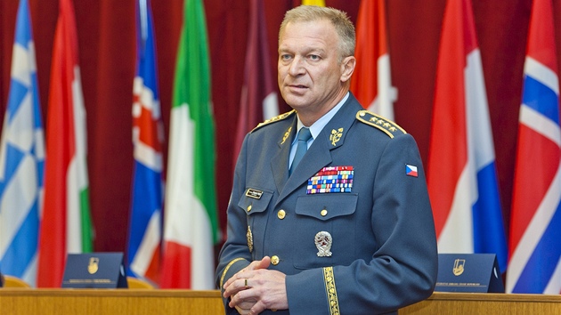 V Praze se 2. listopadu na Ministerstvu obrany uskute�nilo velitelské