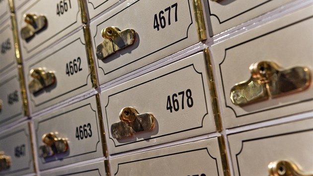 eská národní banka, bezpenostní skíka.