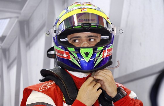 Felipe Massa neekal, e za ním po závod pijde Lewis Hamilton. Navíc jen s nejlepími úmysly.