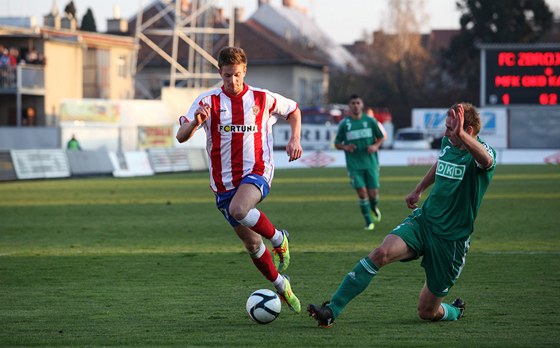 Momentka ze zápasu Zbrojovka Brno - Karviná (12. listopadu 2011)