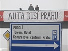 Happening Smogový dýchanek v Praze, jeho úastníci vyvsili velký transparent