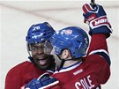 RADOST A LA MONTREAL CANADIENS. Erik Cole (vpravo) a P. K. Subban se t z