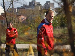 PED ZÁPASEM. Roman Hubník se s celou reprezentací zúastnil procházky ped...