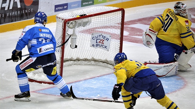 Jarkko Immonen zakonuje finskou souhru, kter vedla ke krsnmu glu v severskm derby se vdskem. 