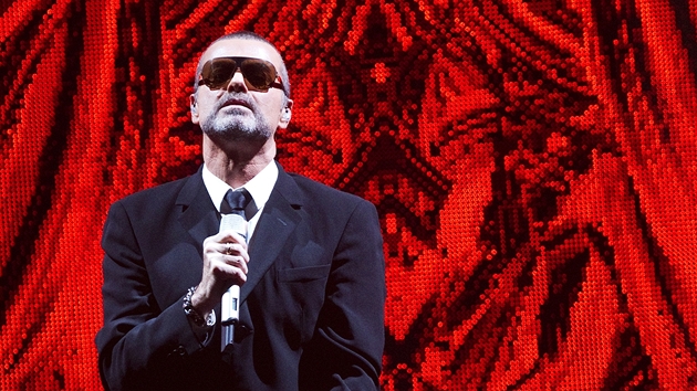 Zpěvák George Michael přivezl svůj program Symphonica: The Orchestral Tour opět do Prahy, Tentokrát koncertoval v O2 areně (14. listopadu 2011).