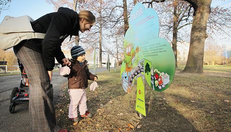 V eských Budjovicích byla postavena v parku na behu Male v Dukelské ulici