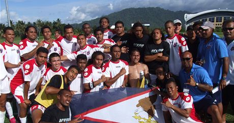 Fotbalisté Americké Samoy slaví vbec první vítzství v historii.