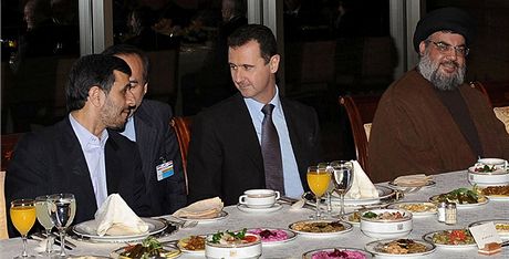 Zprava éf Hizballáhu Hasan Nasralláh, syrský prezident Baár Assad a íránský
